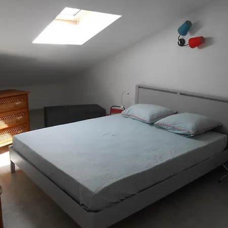 Holiday home De Delphine Climatise *