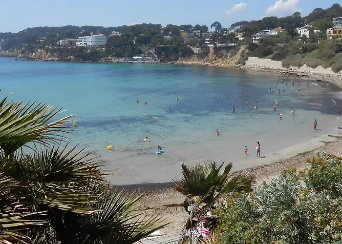 De Delphine Climatise بيت للعطل Les Playes